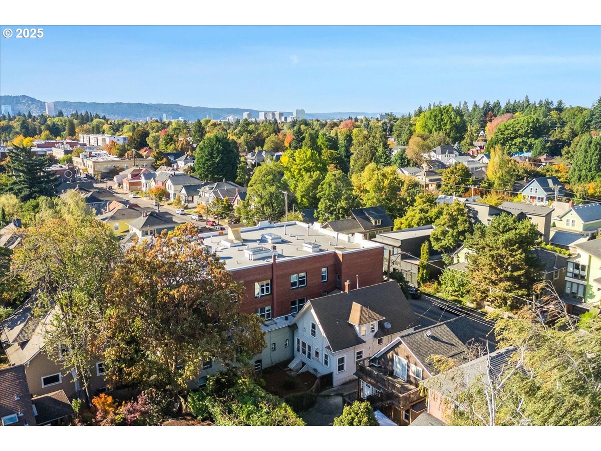 3716 SE BELMONT ST, Portland