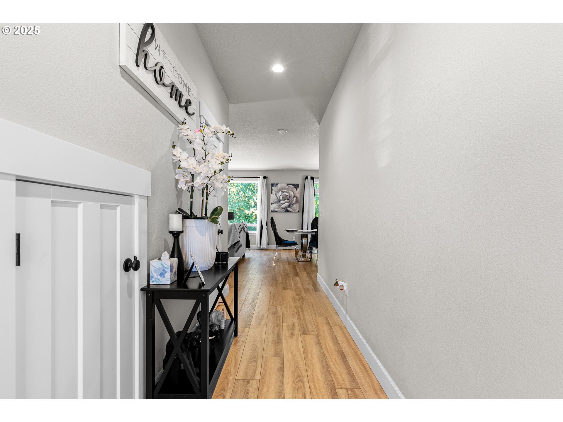 1066 NE REGAN HILL LOOP