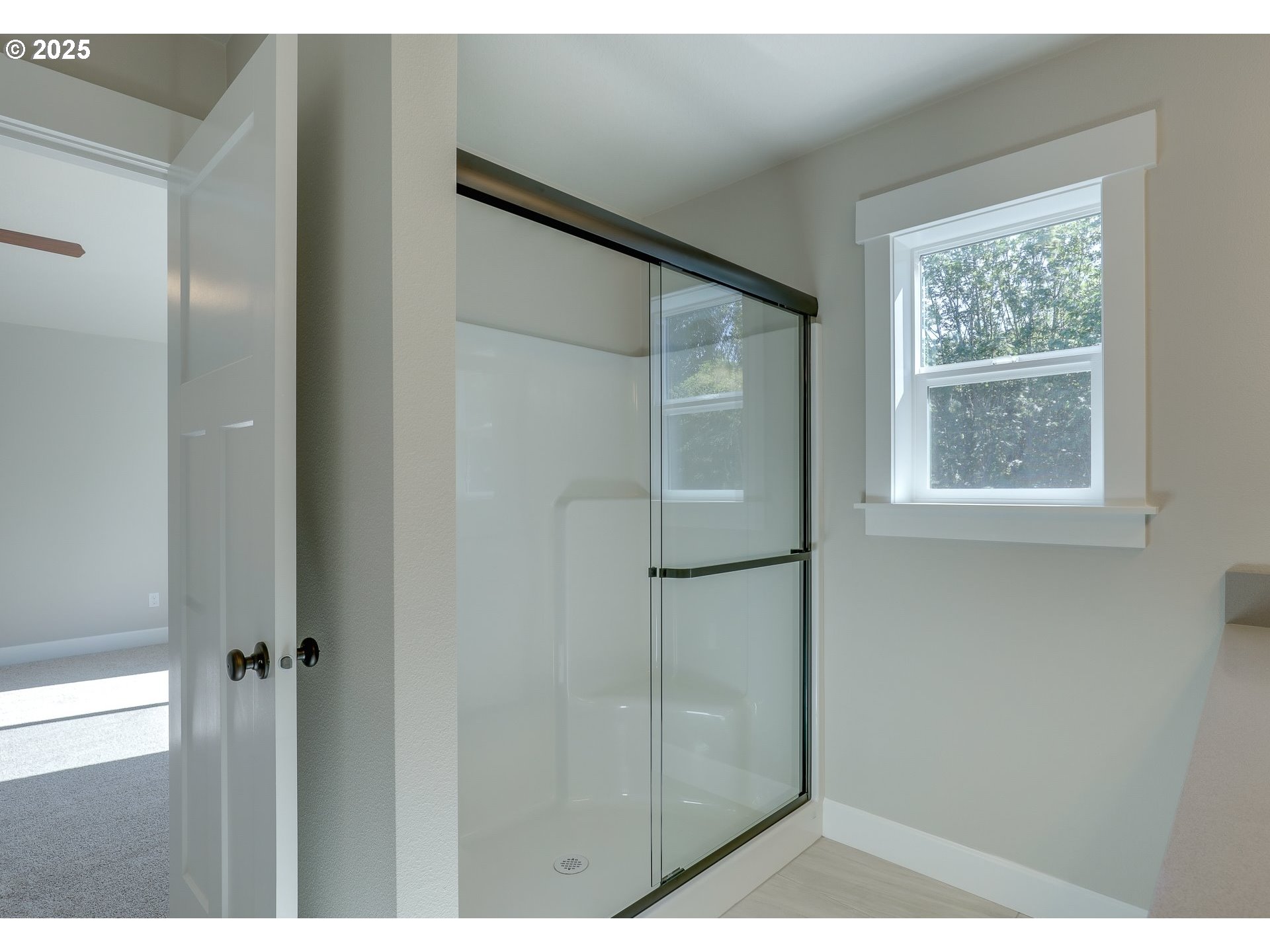 1066 NE REGAN HILL LOOP