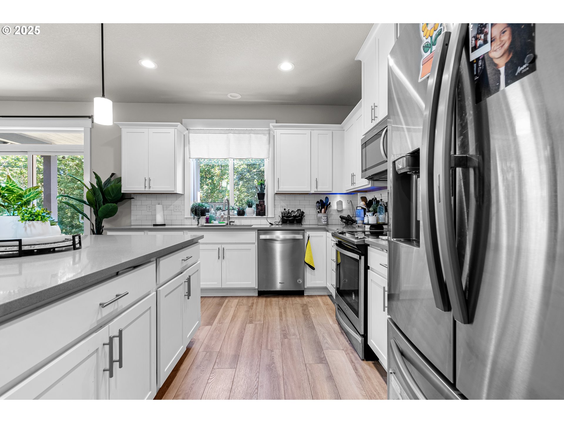 1066 NE REGAN HILL LOOP