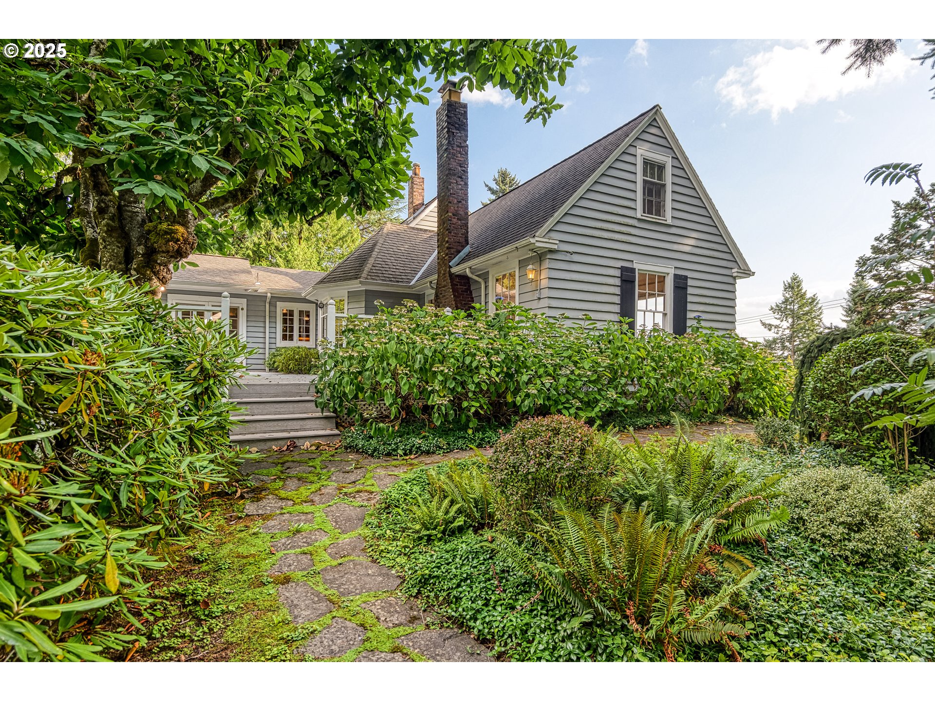 17300 SE OATFIELD RD, Milwaukie