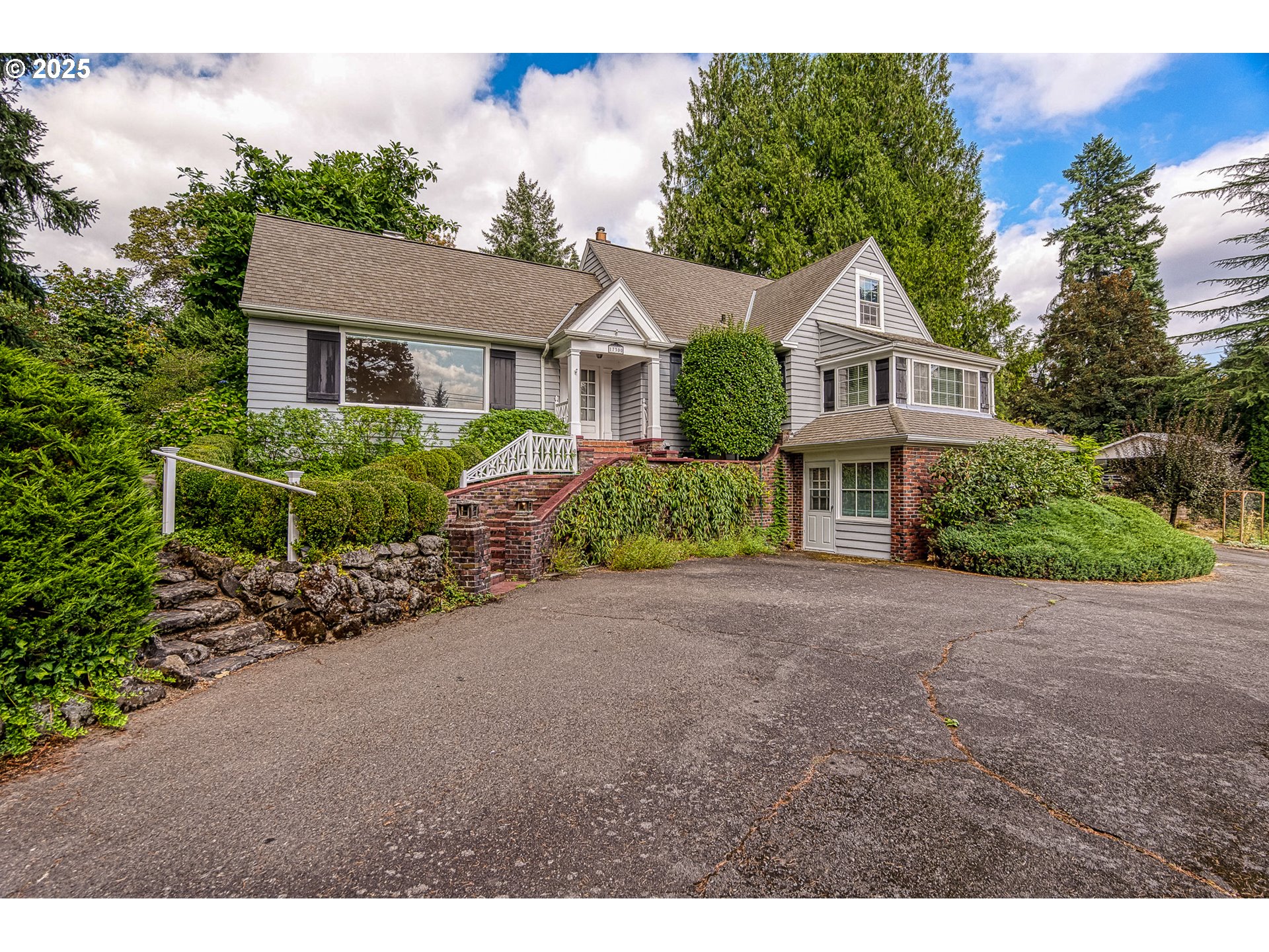 17300 SE OATFIELD RD, Milwaukie