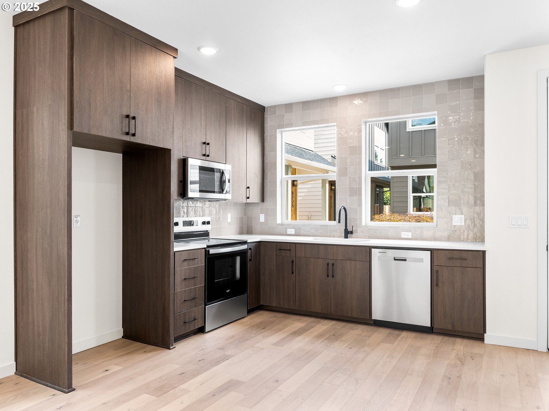 6717 SE Gladstone ST, Portland