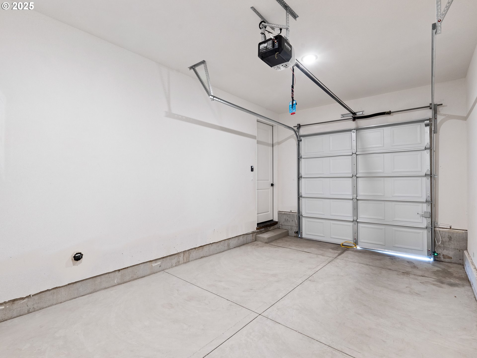 6717 SE Gladstone ST, Portland