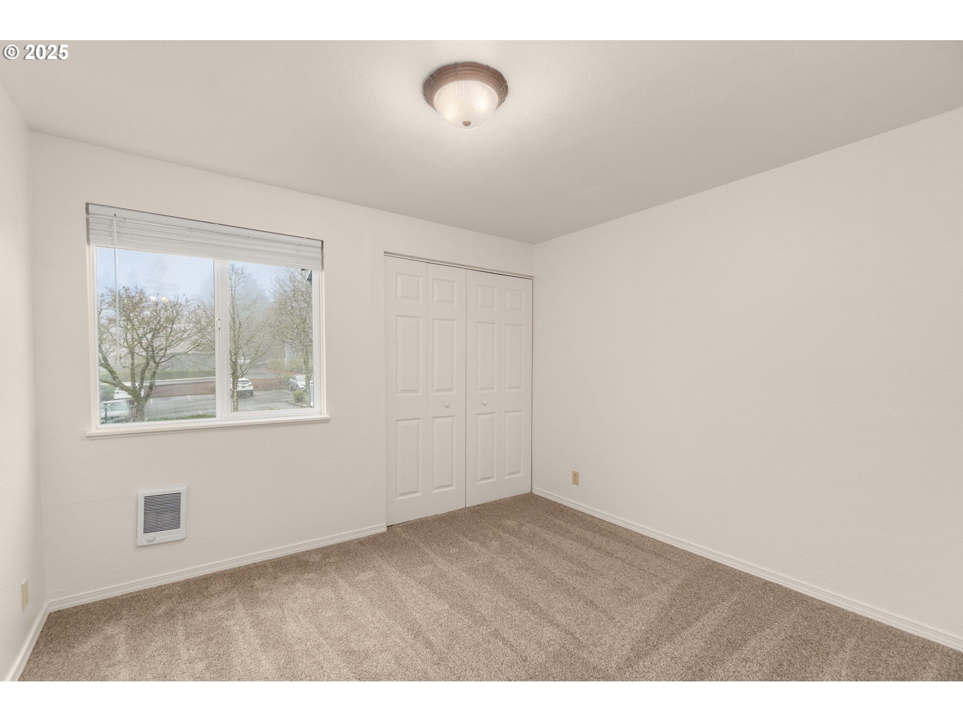 47 EAGLE CREST DR 26-B