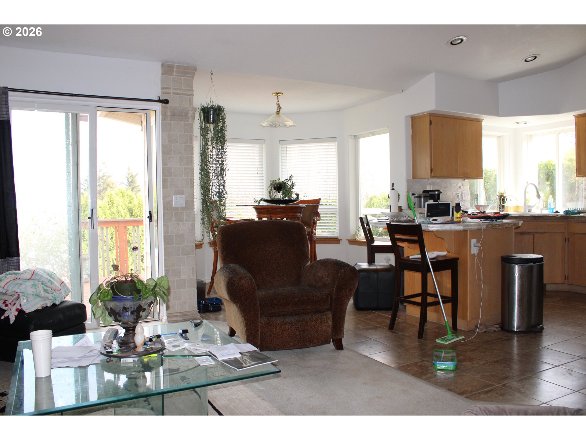 110 SW 16TH CT
