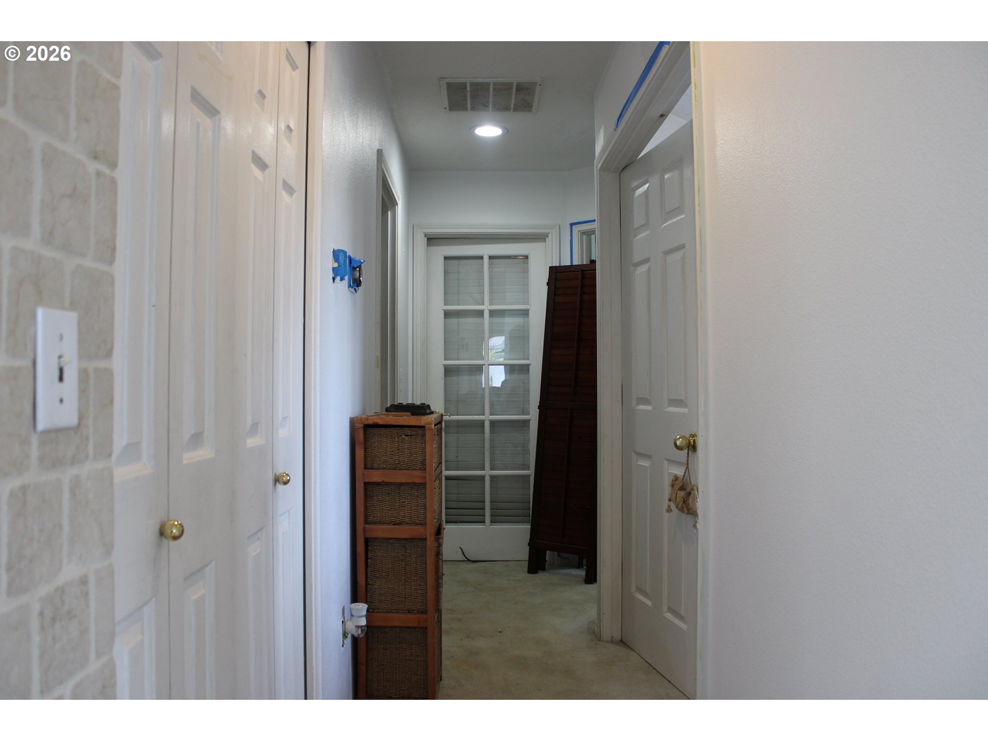 110 SW 16TH CT