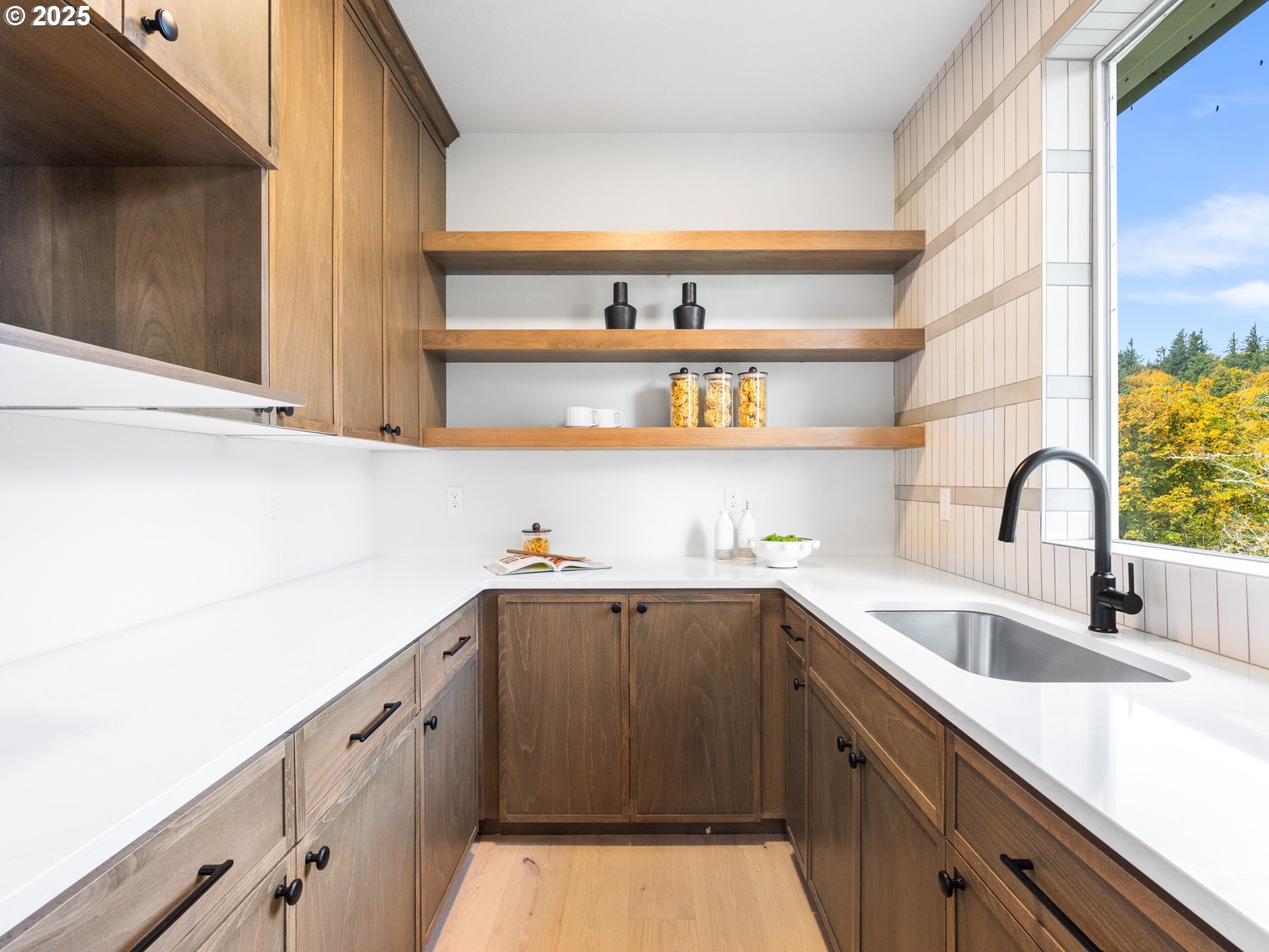 841 SW 49th DR, Gresham