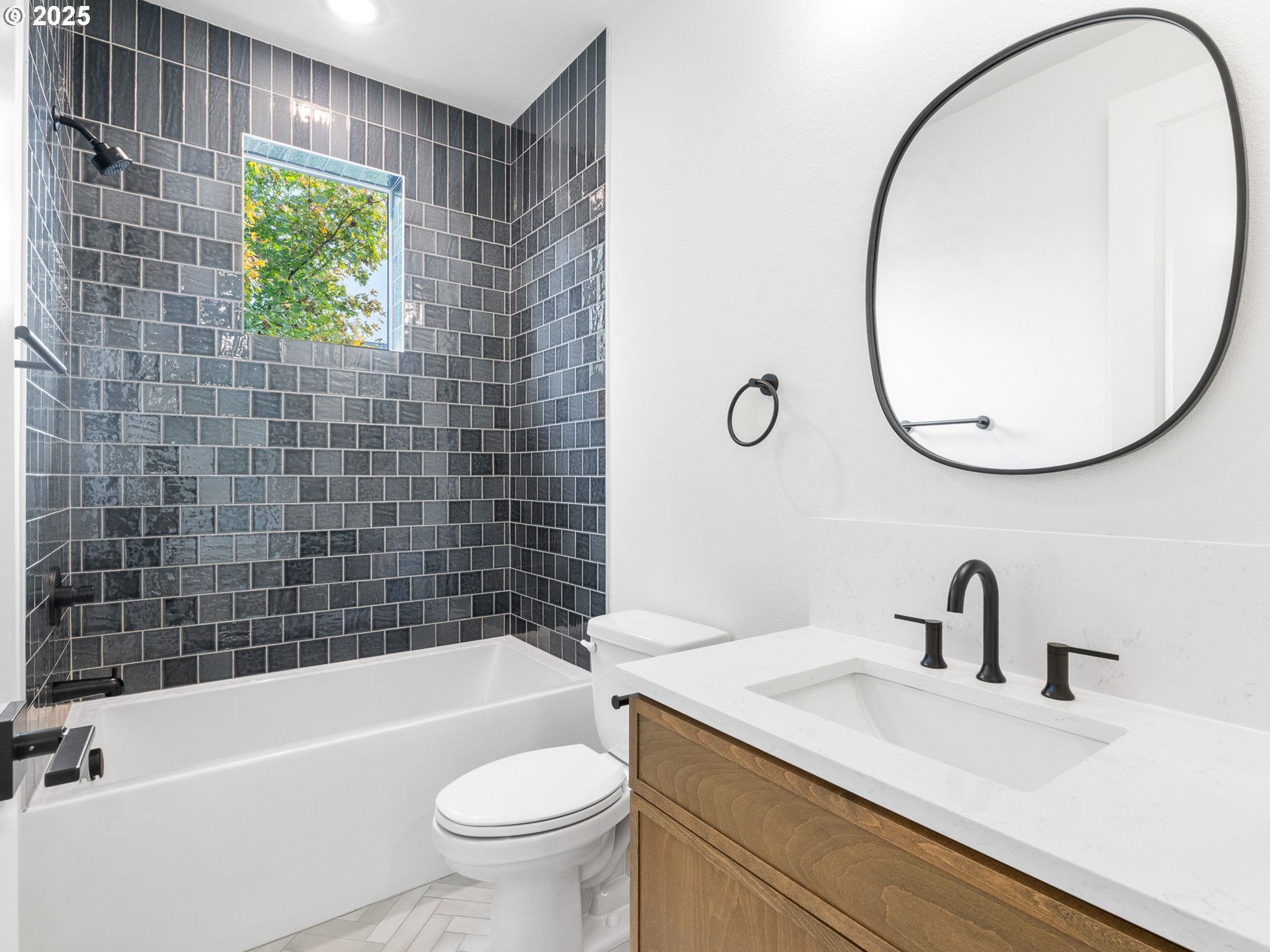 841 SW 49th DR, Gresham