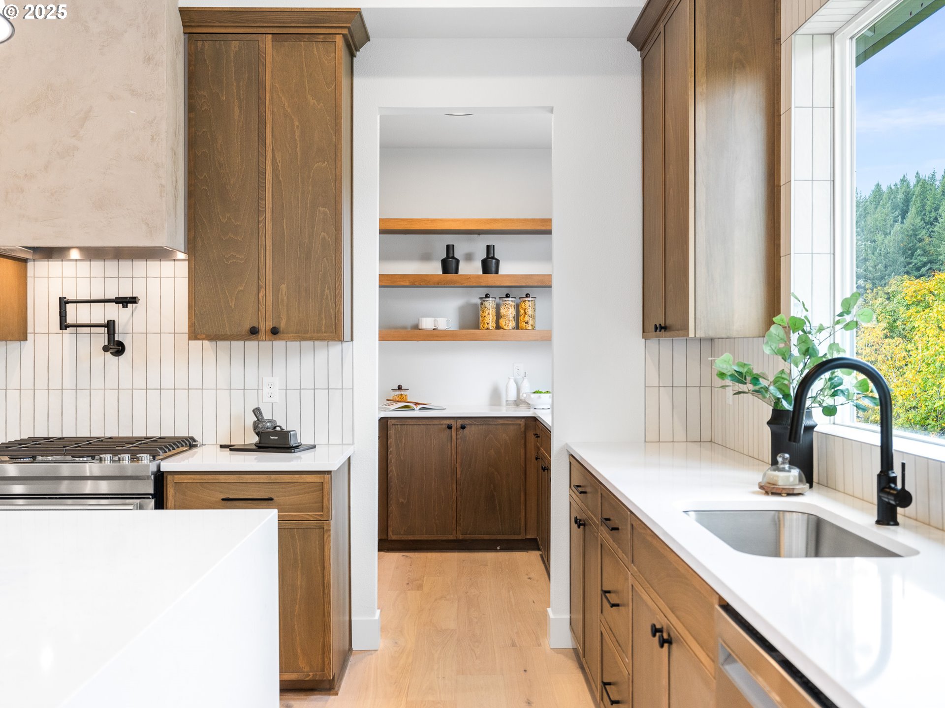 841 SW 49th DR, Gresham