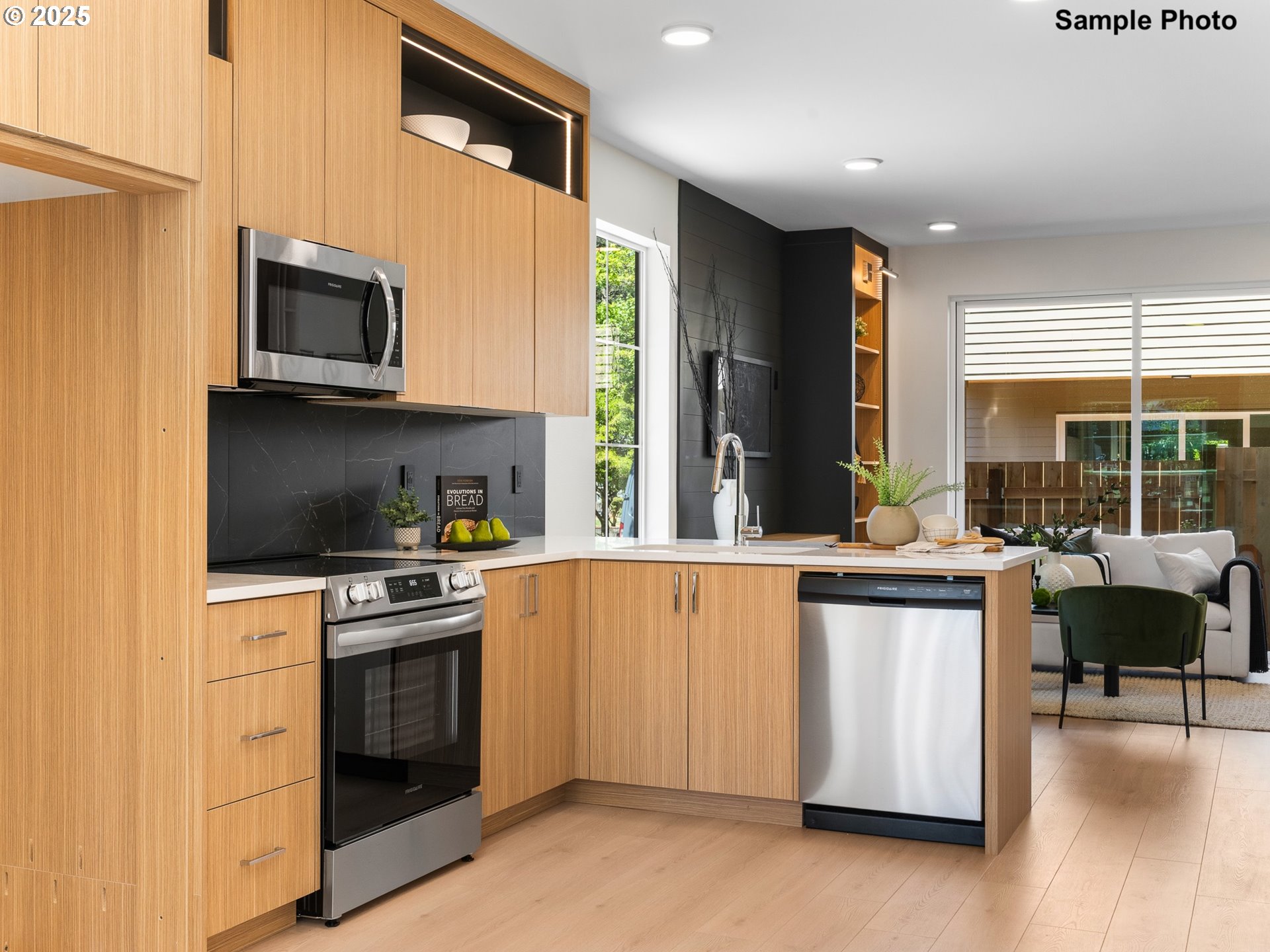 3001 NE Ainsworth ST, Portland