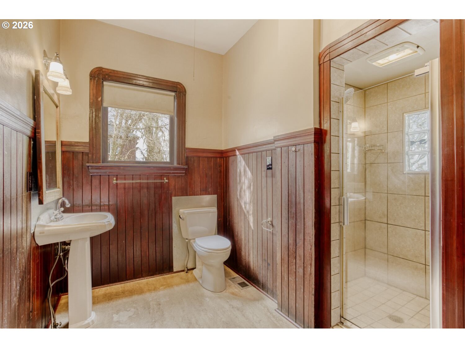 4037 NE GARFIELD AVE