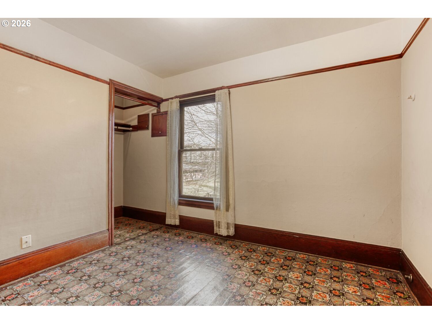 4037 NE GARFIELD AVE