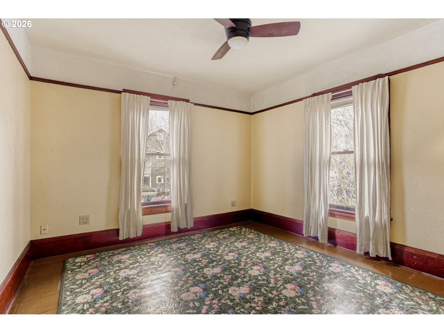 4037 NE GARFIELD AVE