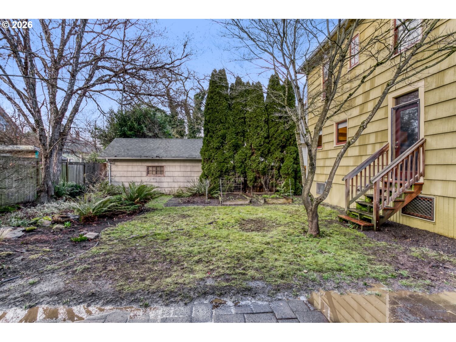 4037 NE GARFIELD AVE