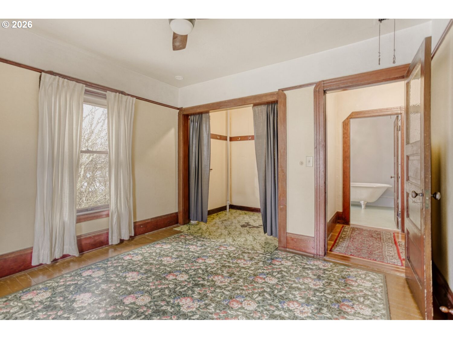 4037 NE GARFIELD AVE