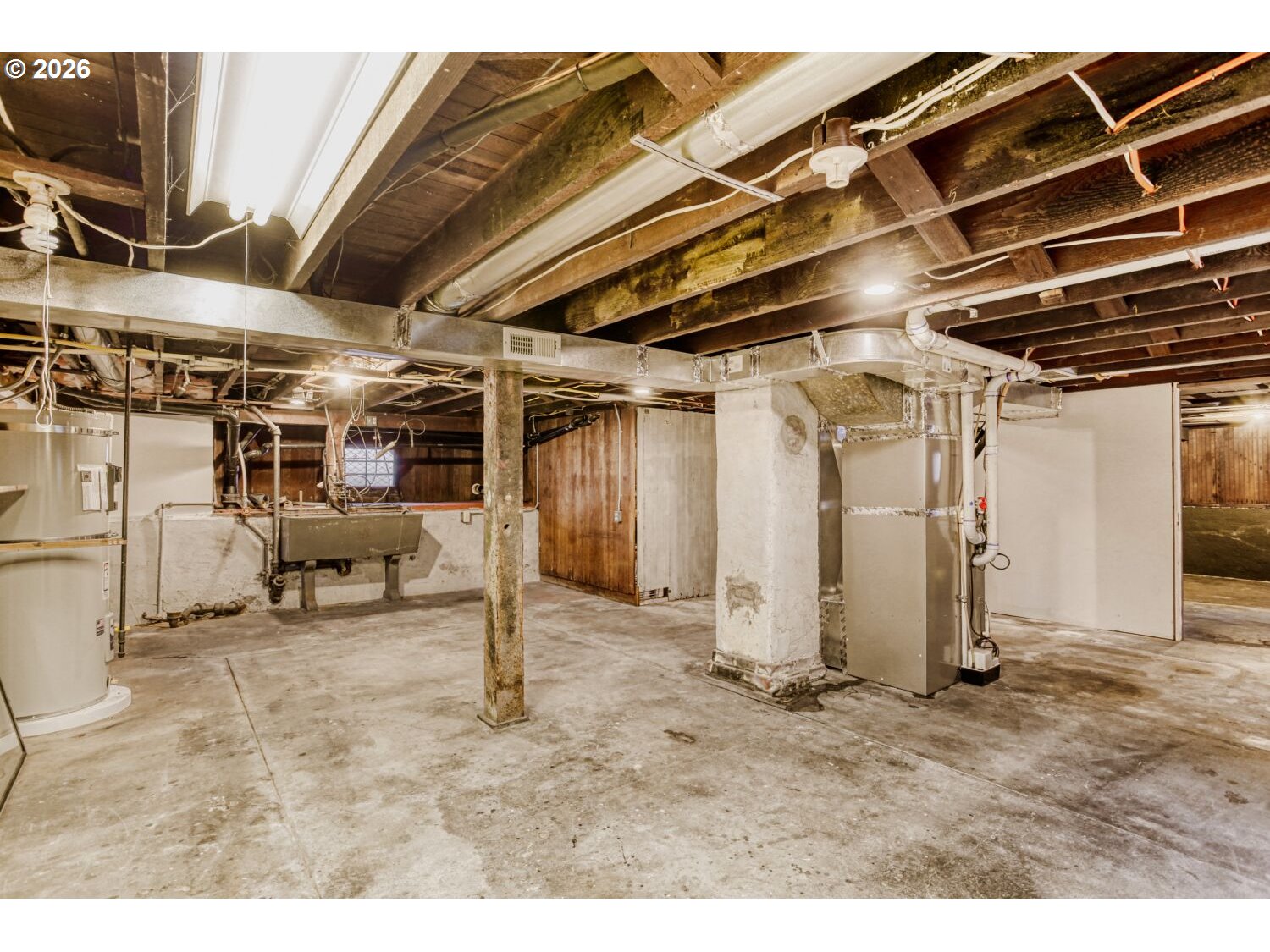 4037 NE GARFIELD AVE