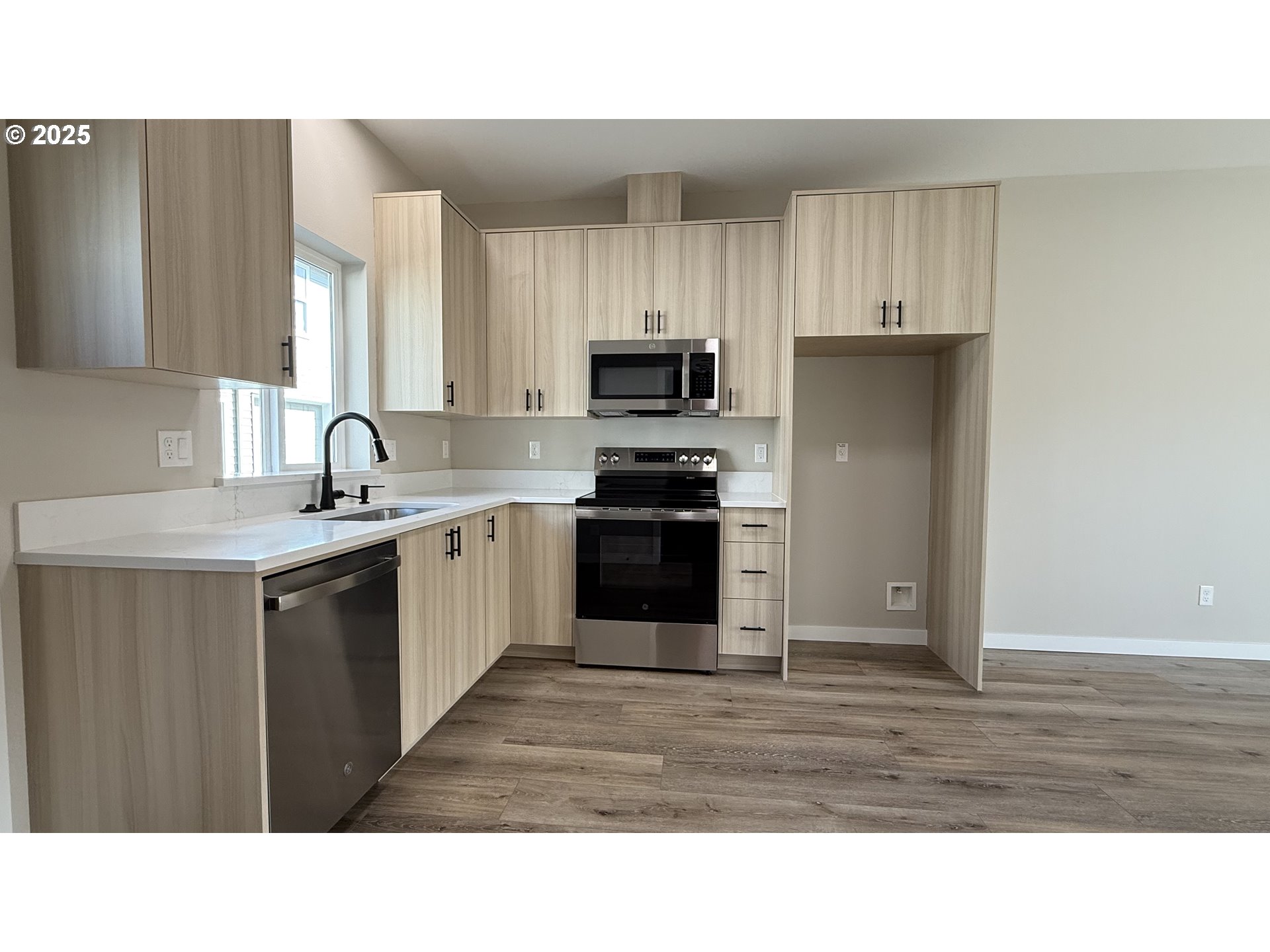 14366 SE KNIGHT ST, Portland