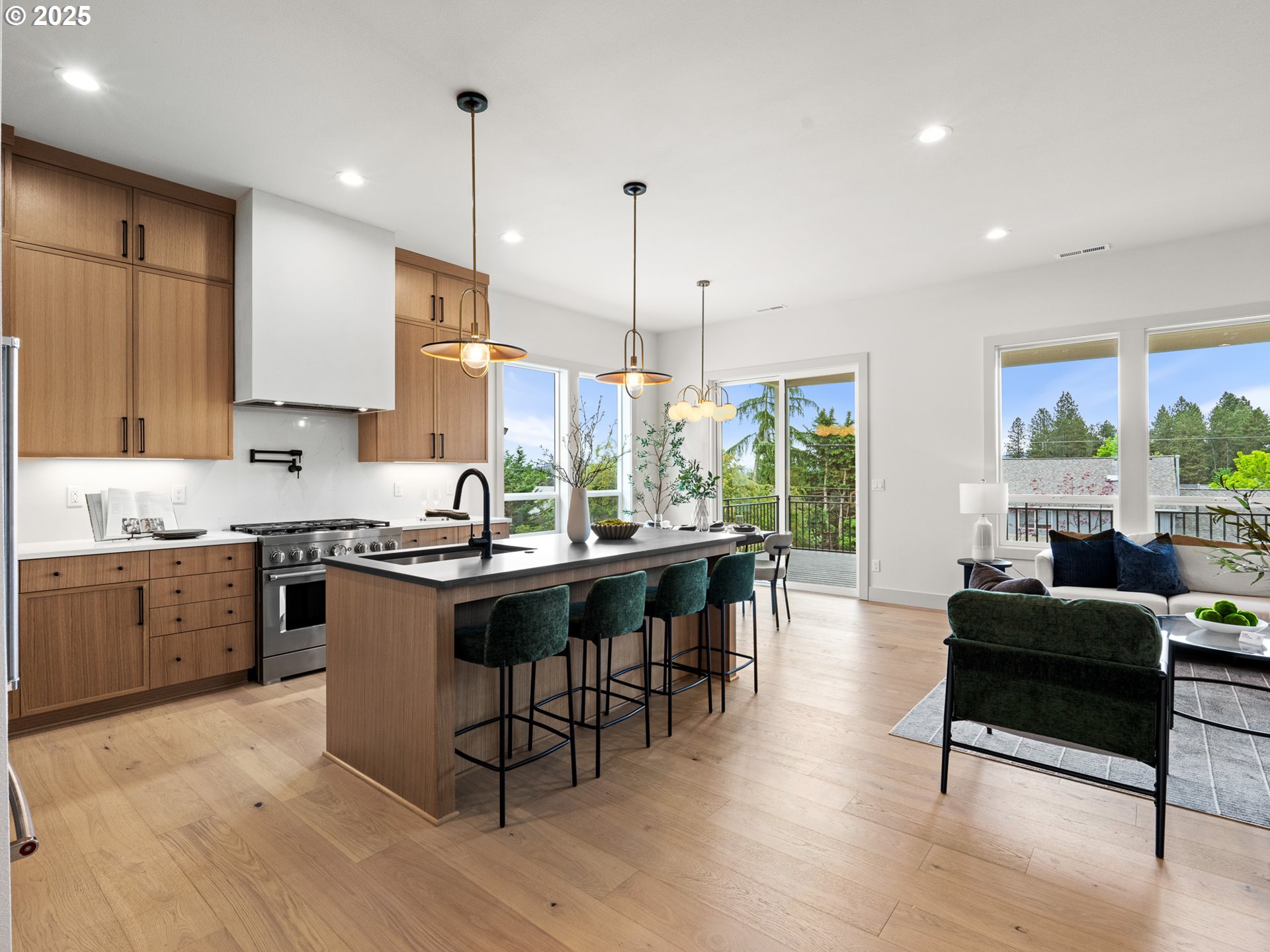 13164 SE Regency View