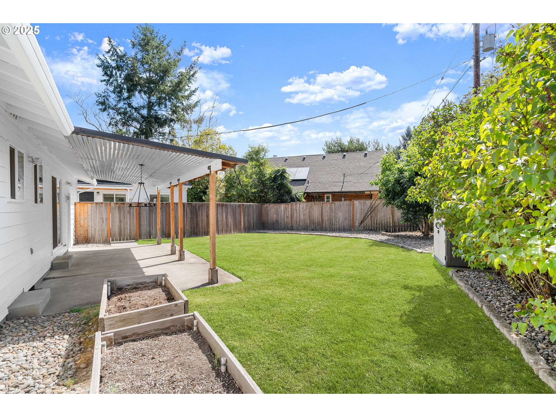 12530 SW BROOKSIDE AVE