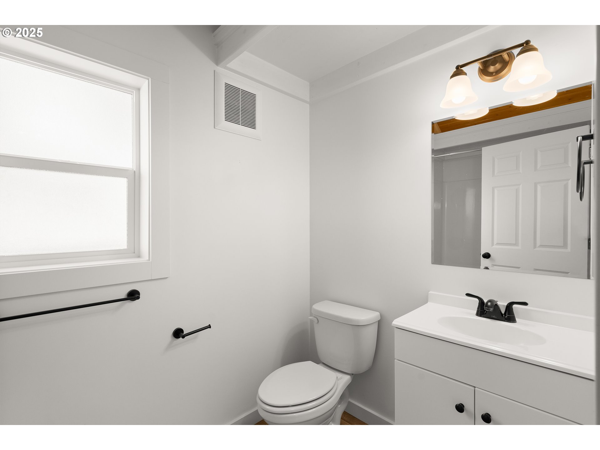 12530 SW BROOKSIDE AVE