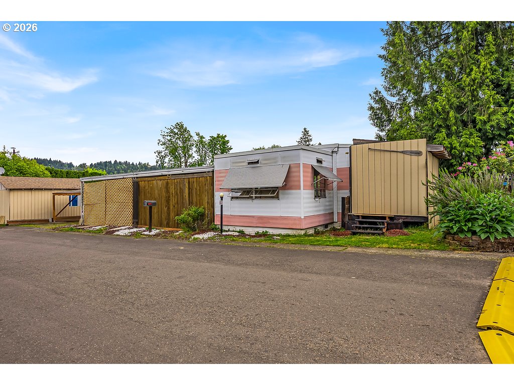 18830 HIGHWAY 99E 42