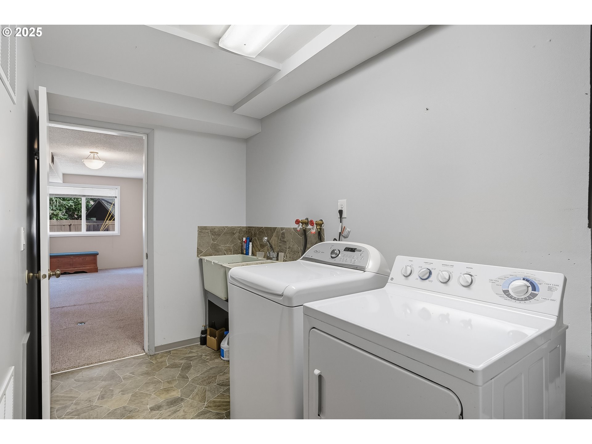 15909 NE MORRIS ST, Portland