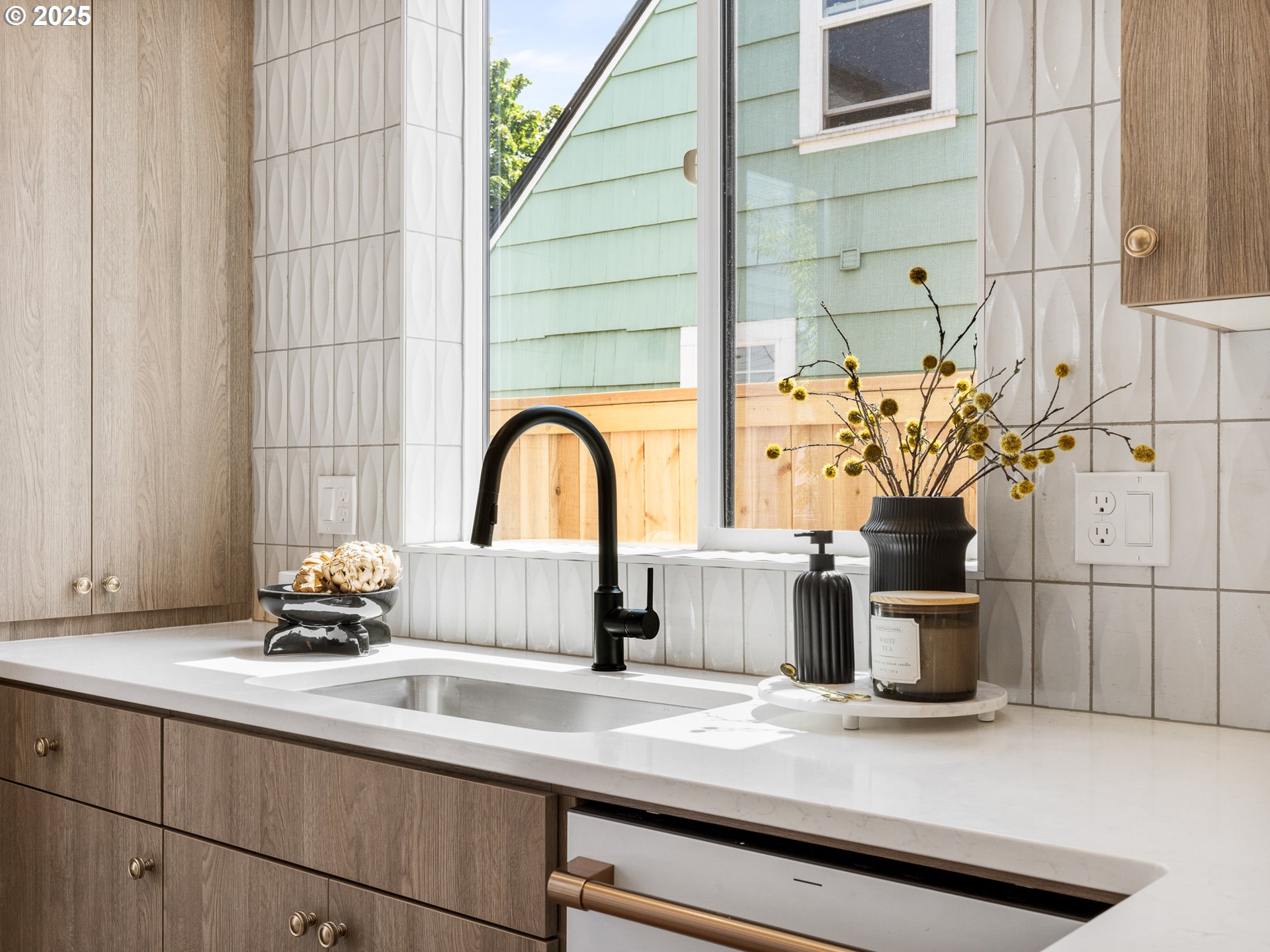 4770 NE 18th AVE, Portland