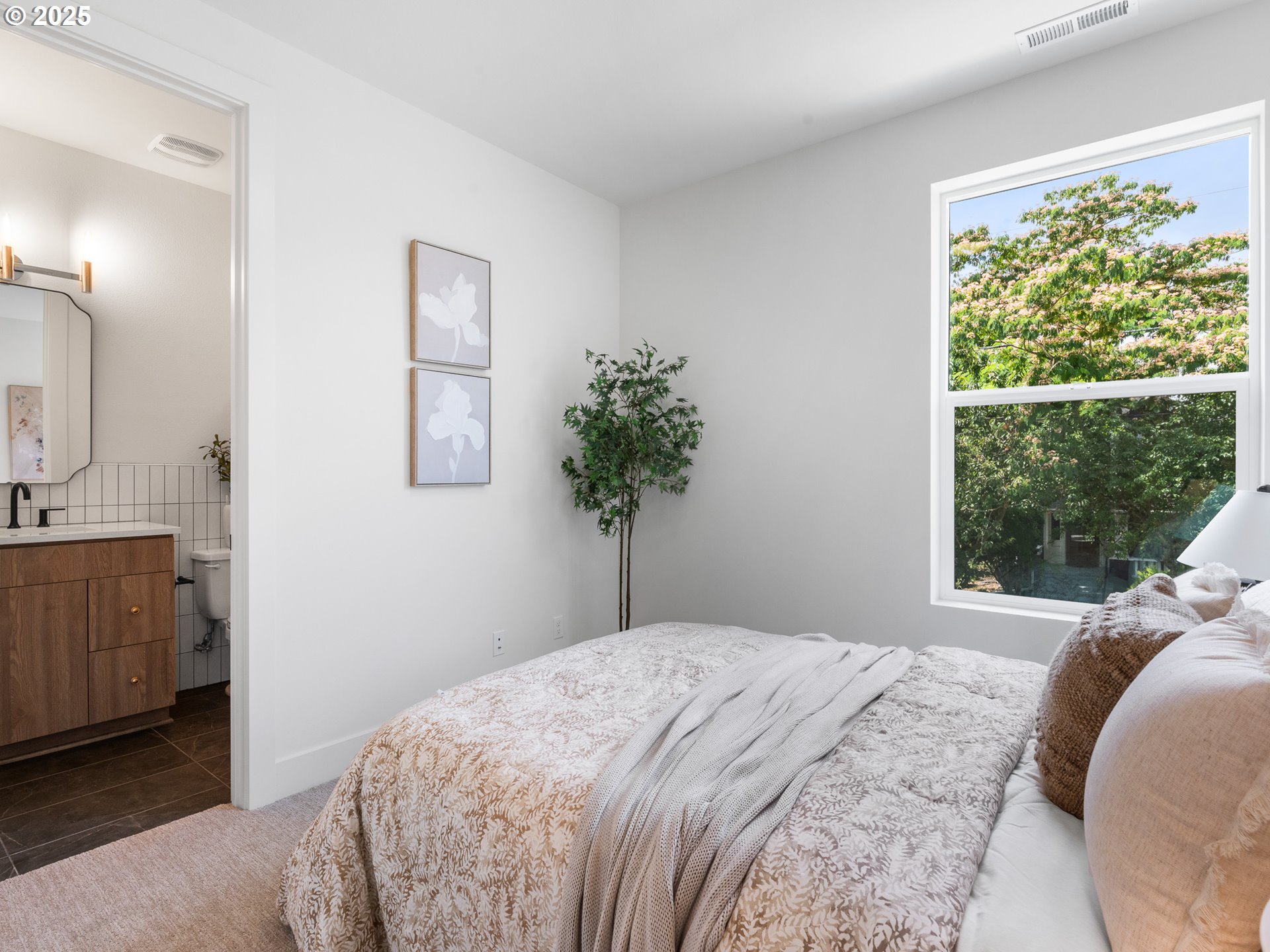 4770 NE 18th AVE, Portland