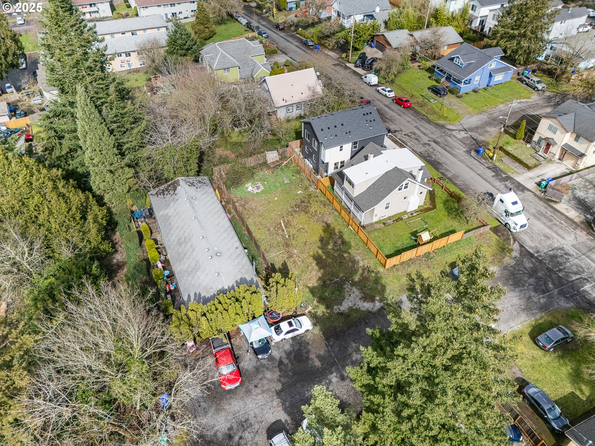 9165 NE OREGON ST, Portland