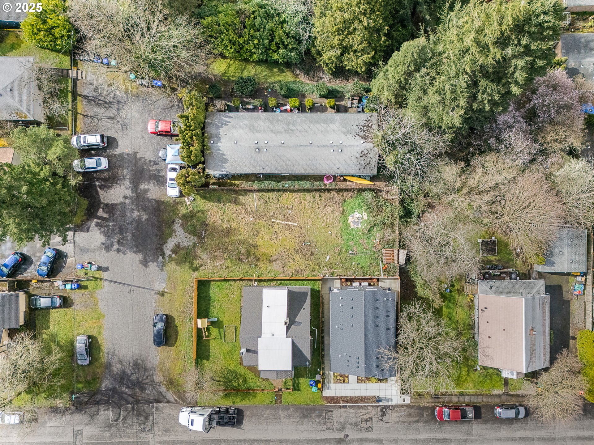 9165 NE OREGON ST, Portland