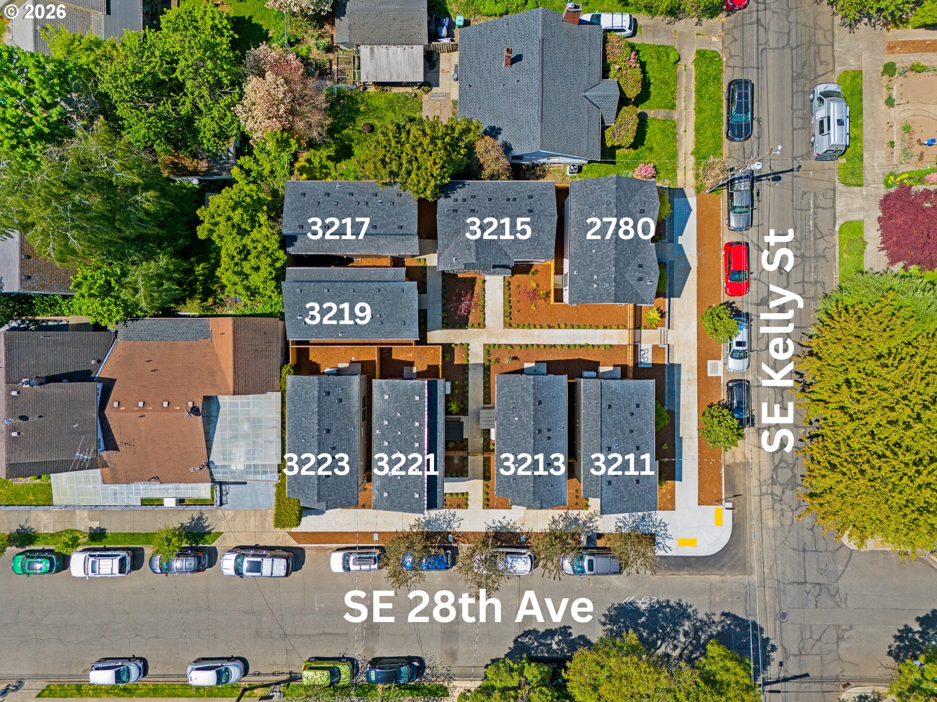 3217 SE 28th AVE