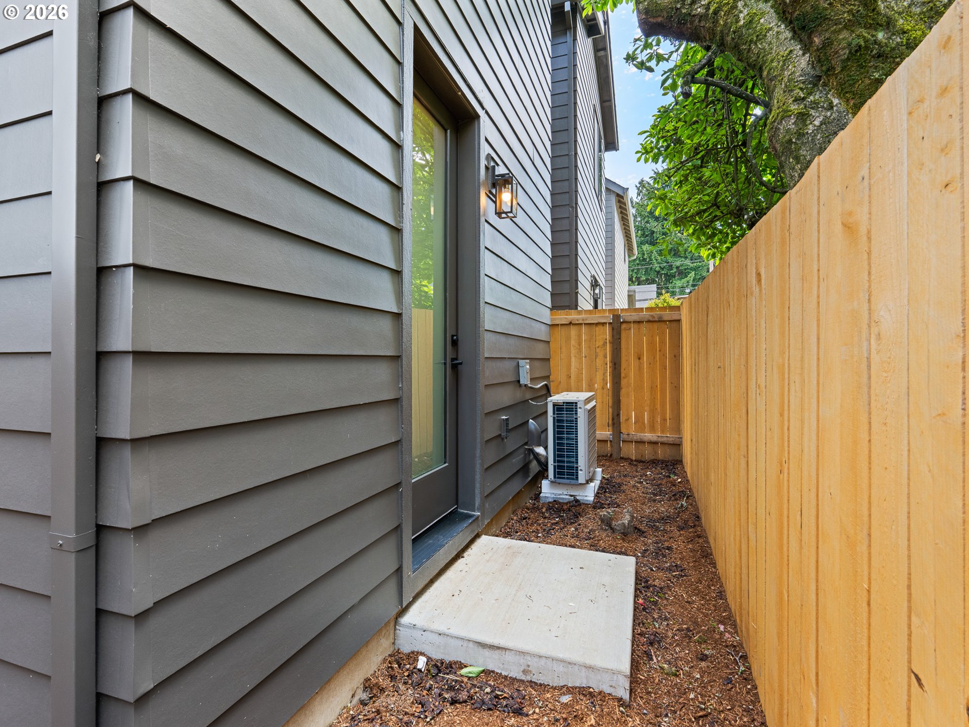 3217 SE 28th AVE