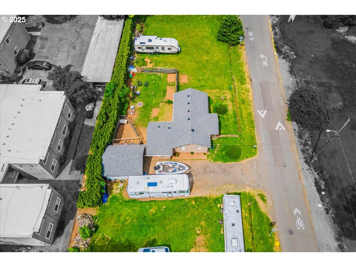 411 NE 156TH AVE