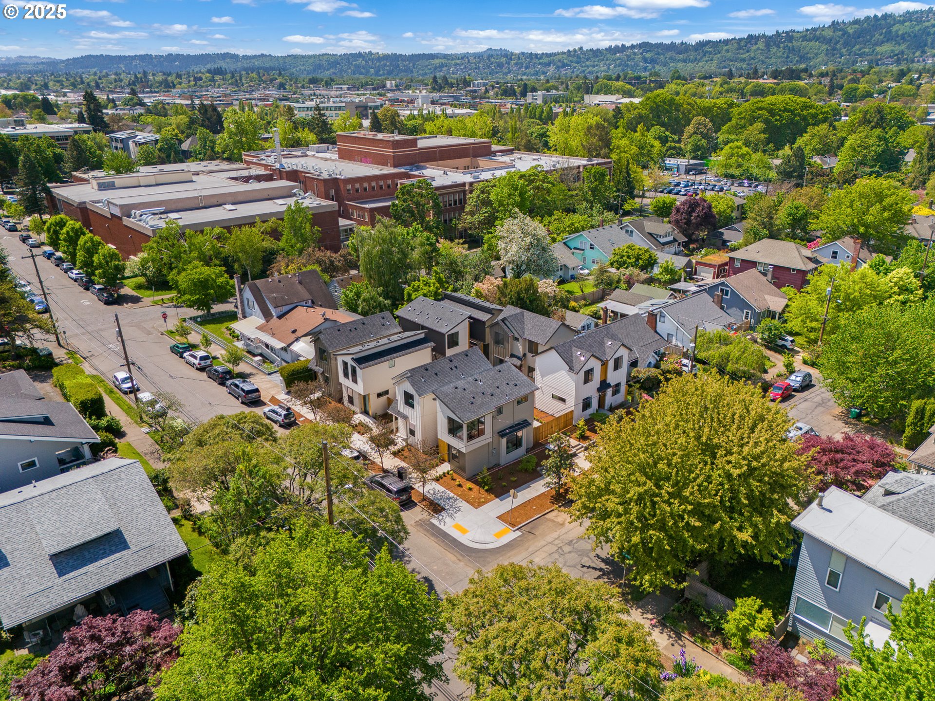 3221 SE 28th AVE 2, Portland Unit: 2