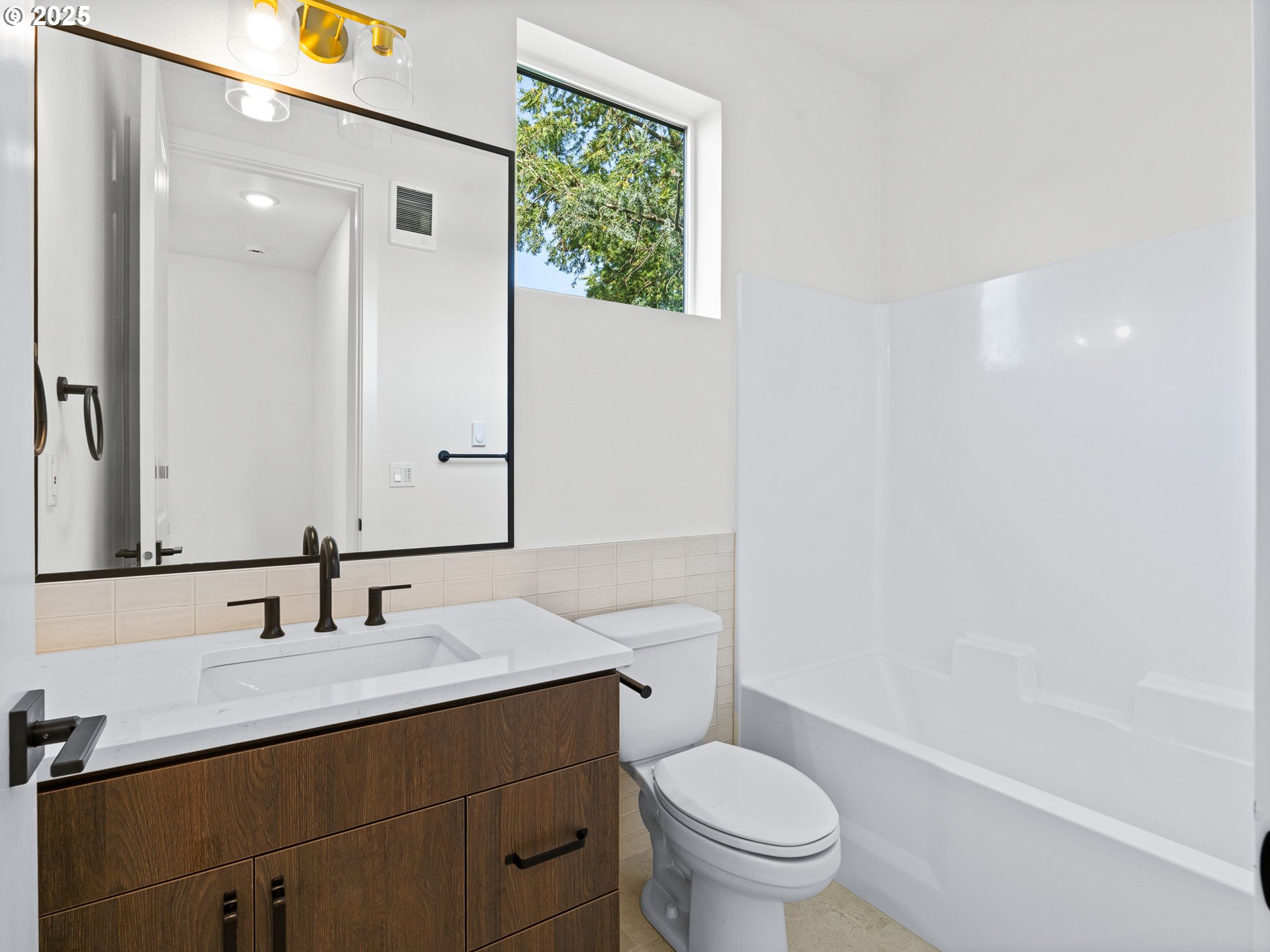 3221 SE 28th AVE 2, Portland Unit: 2