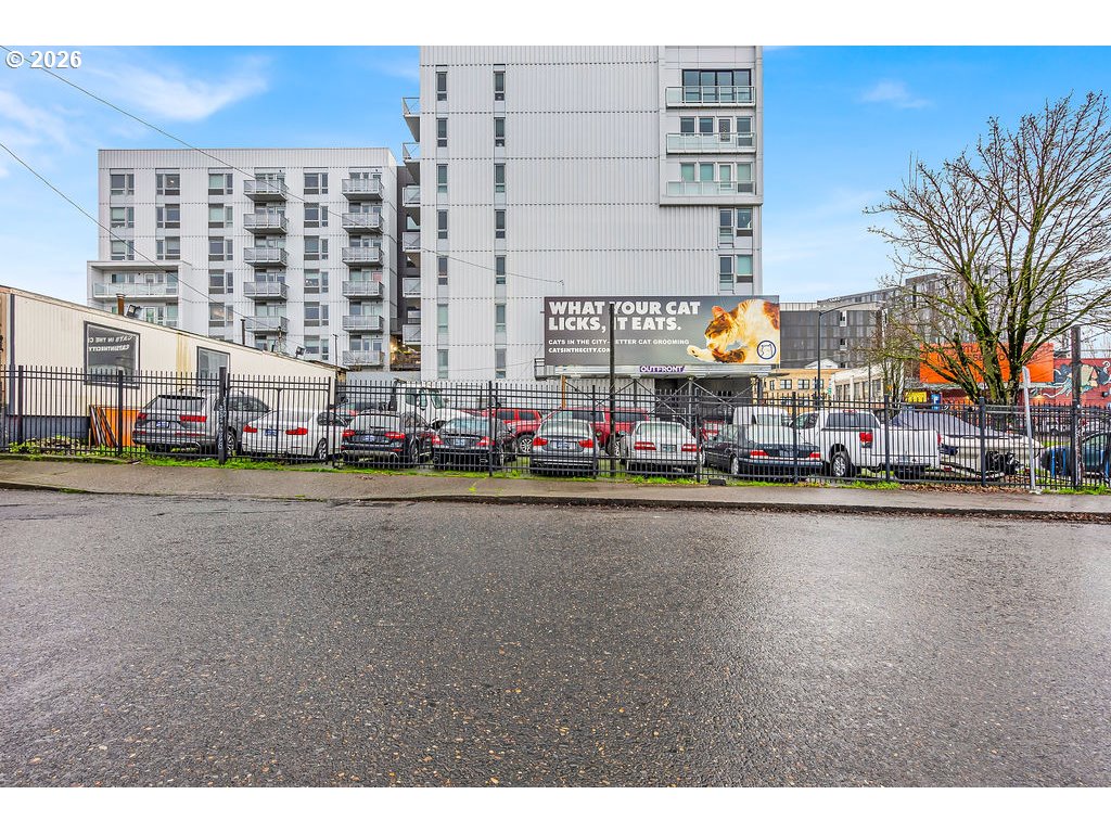 240 NE M L KING BLVD