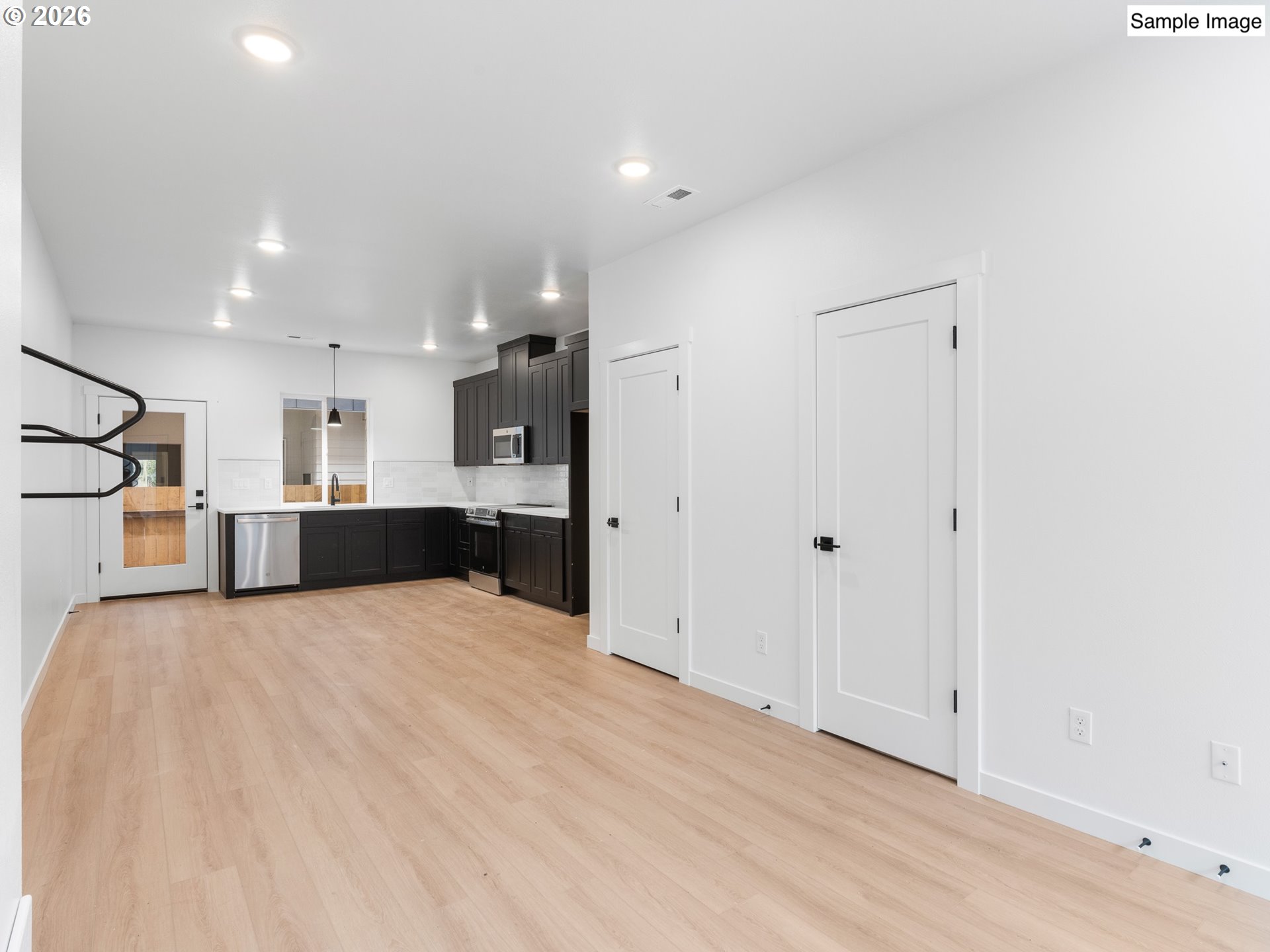 7193 SE CRYSTAL SPRINGS BLVD 8