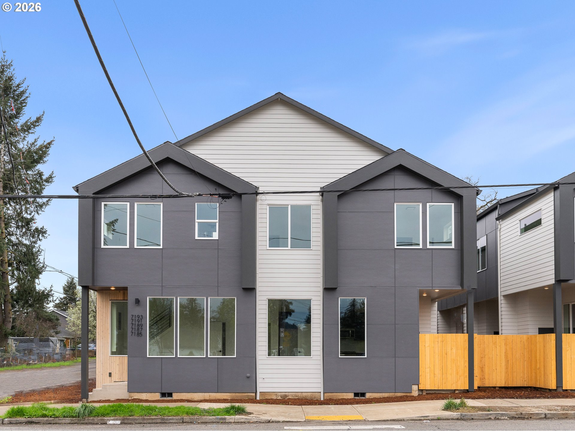 7193 SE CRYSTAL SPRINGS BLVD 8