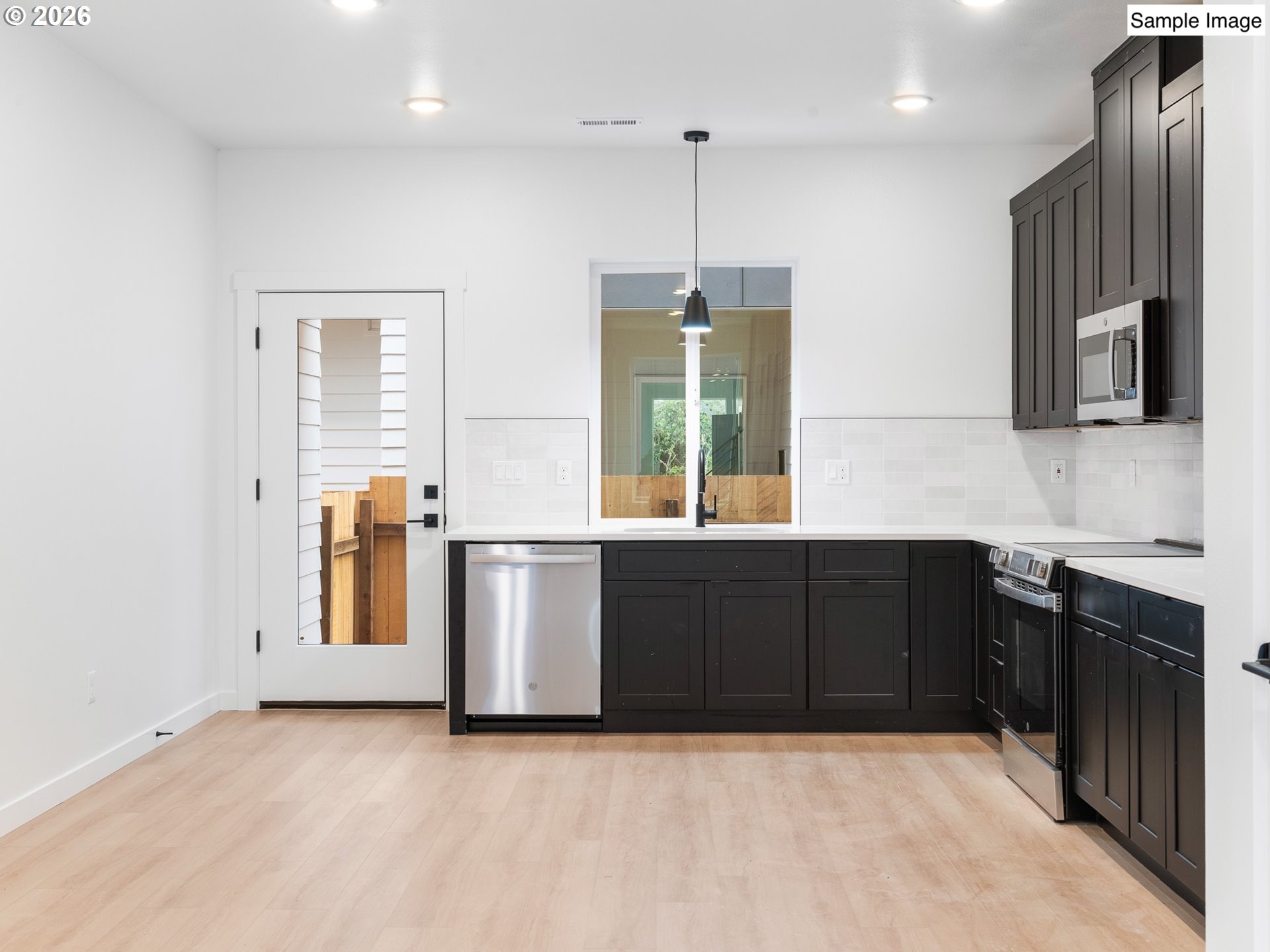 7193 SE CRYSTAL SPRINGS BLVD 8