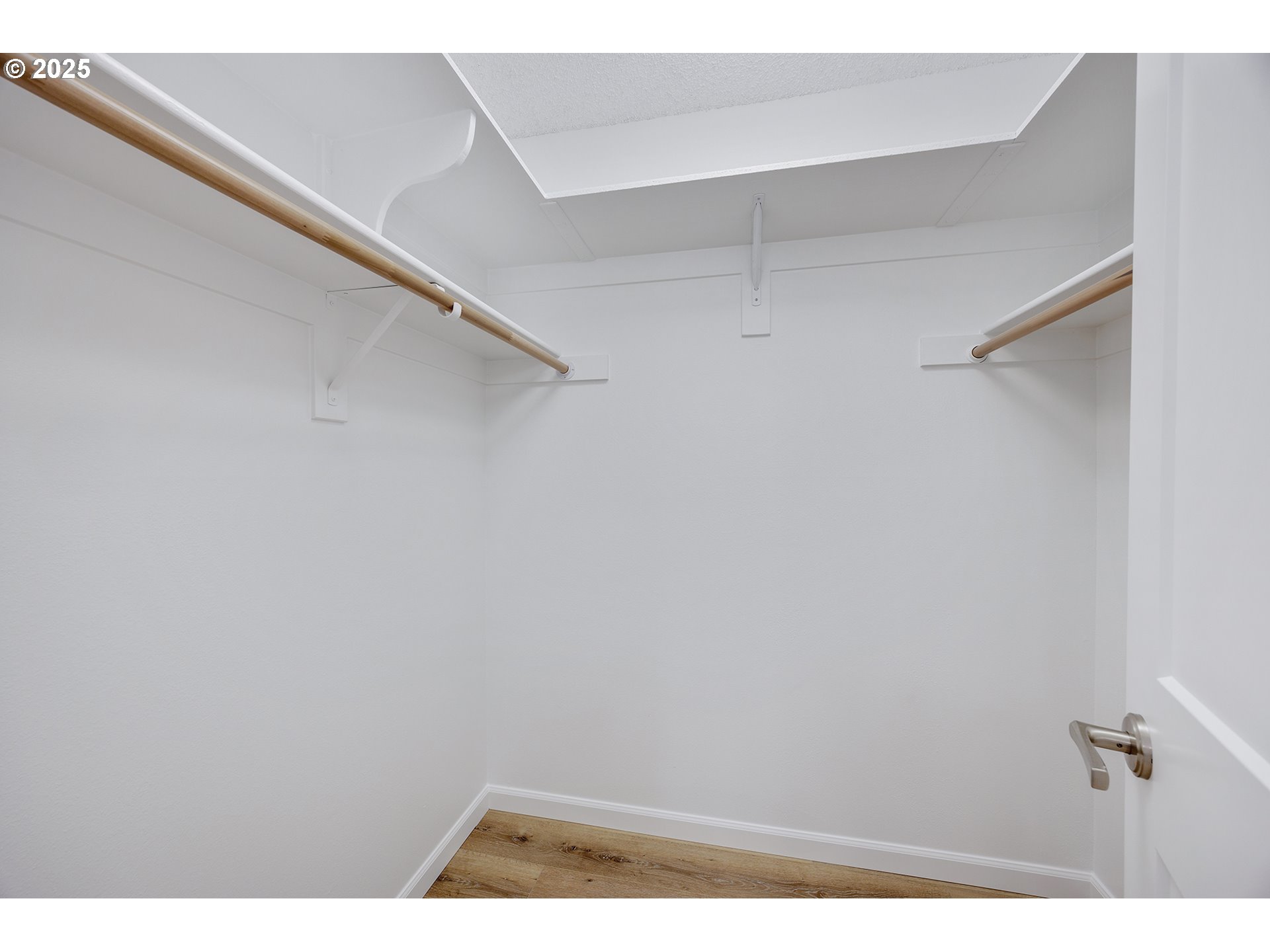 950 Evergreen RD 306