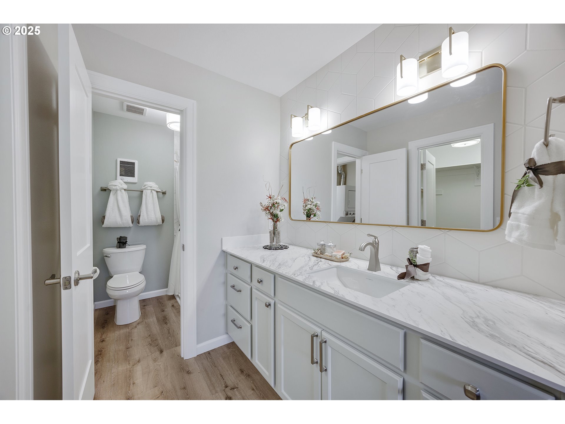 950 Evergreen RD 306