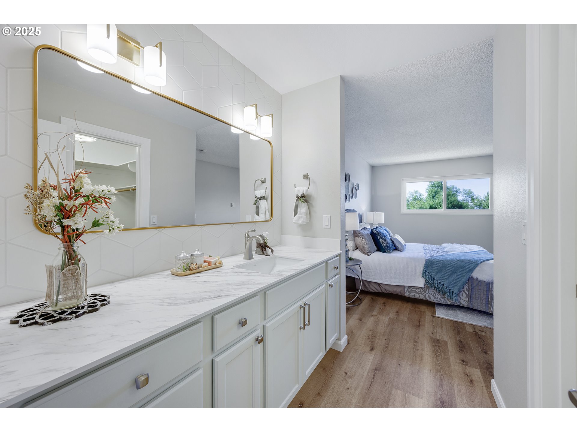 950 Evergreen RD 306