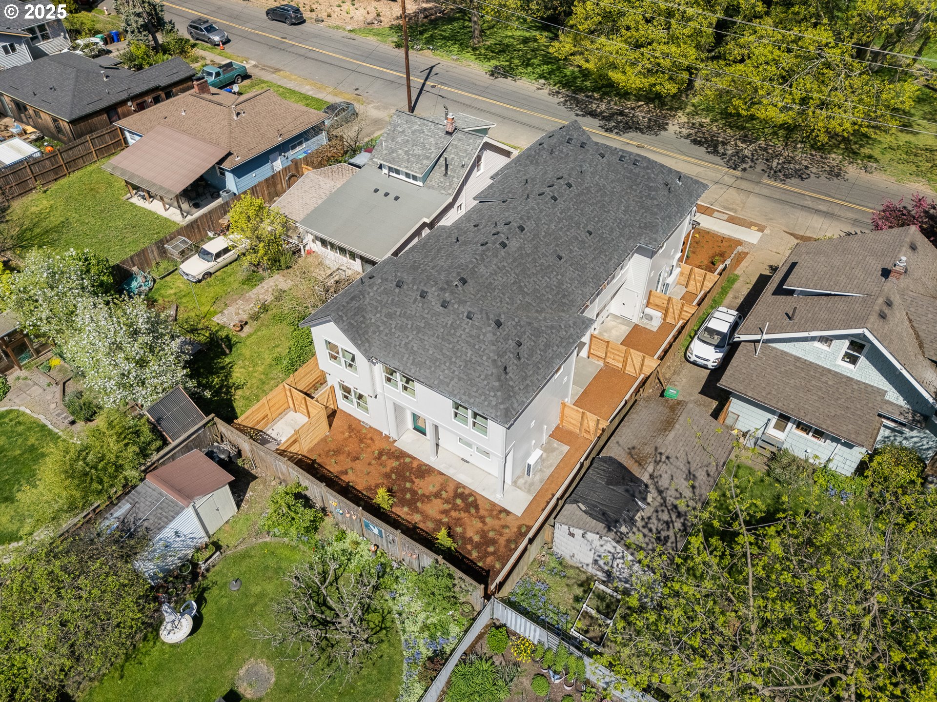 2342 N Kilpatrick ST 4