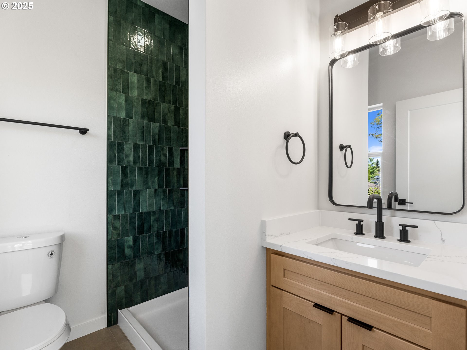 2342 N Kilpatrick ST 4