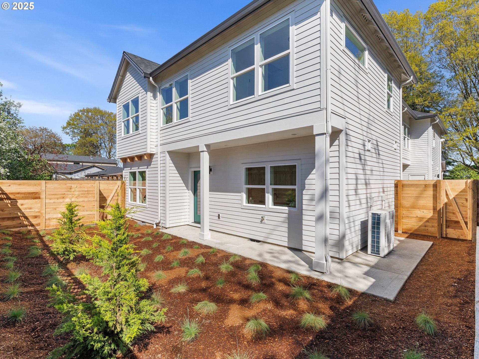 2342 N Kilpatrick ST 4