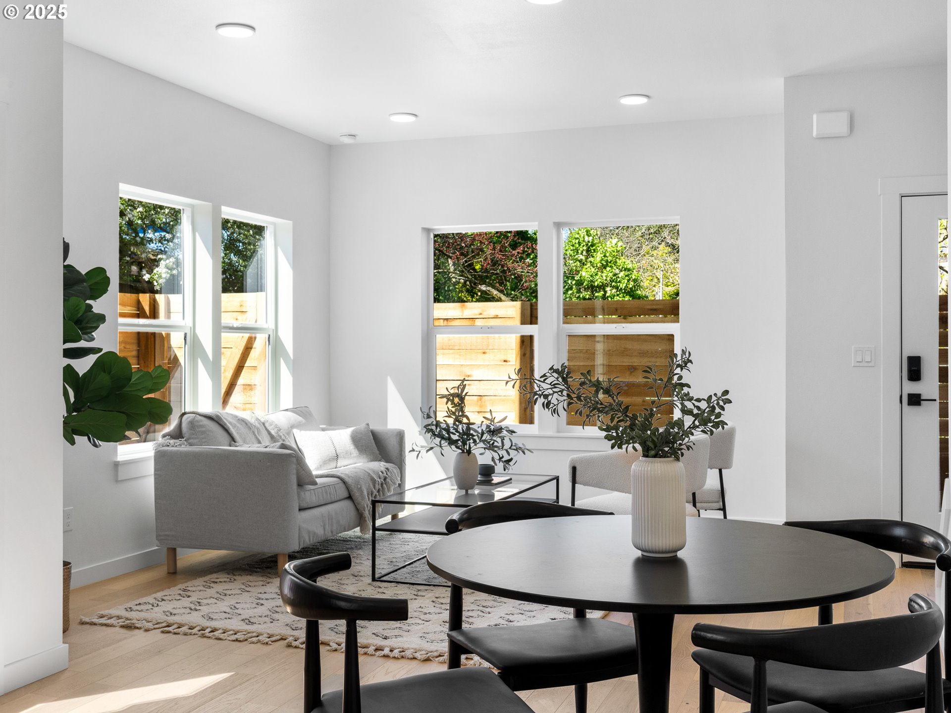 2342 N Kilpatrick ST 4