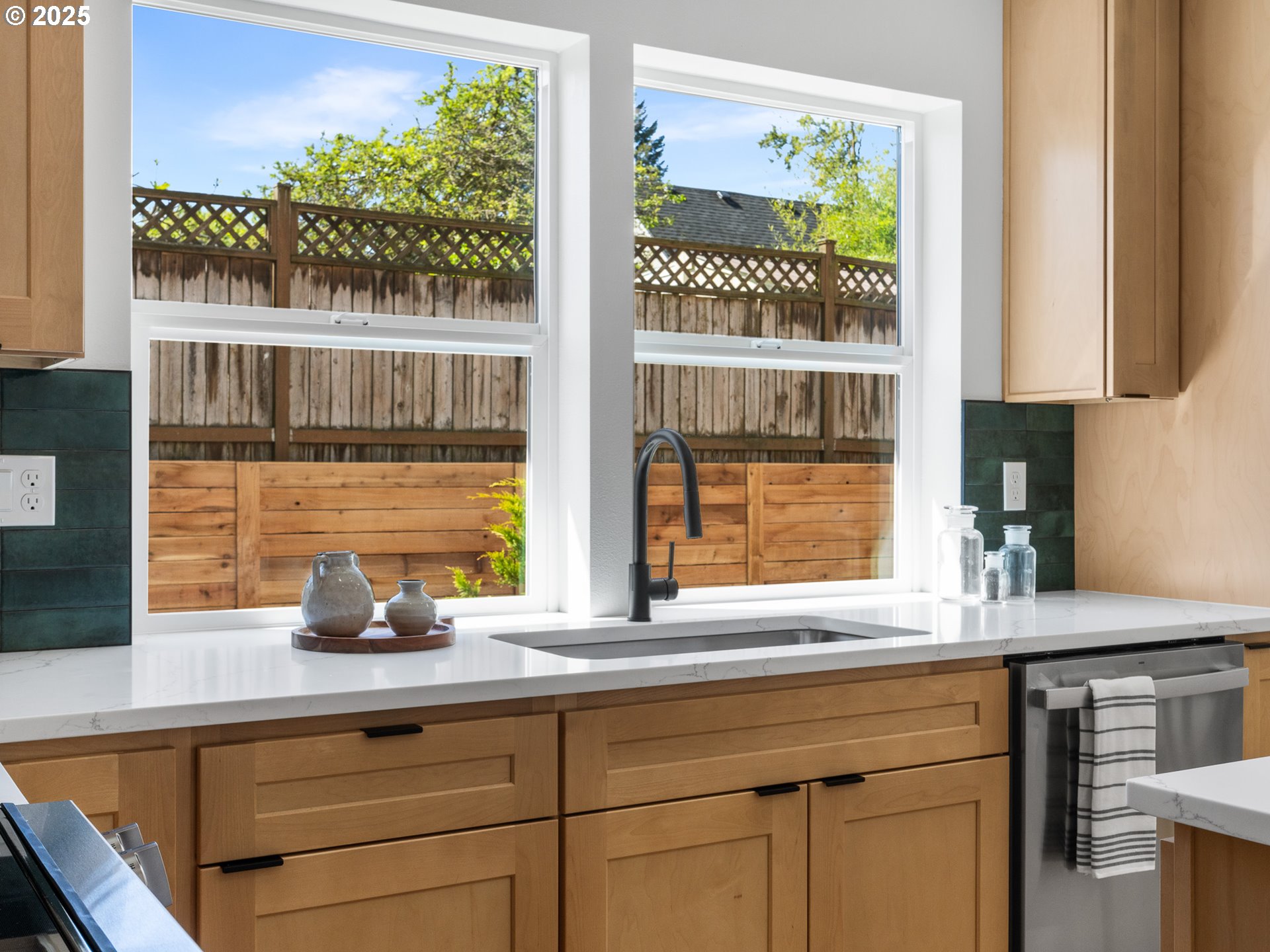 2342 N Kilpatrick ST 4