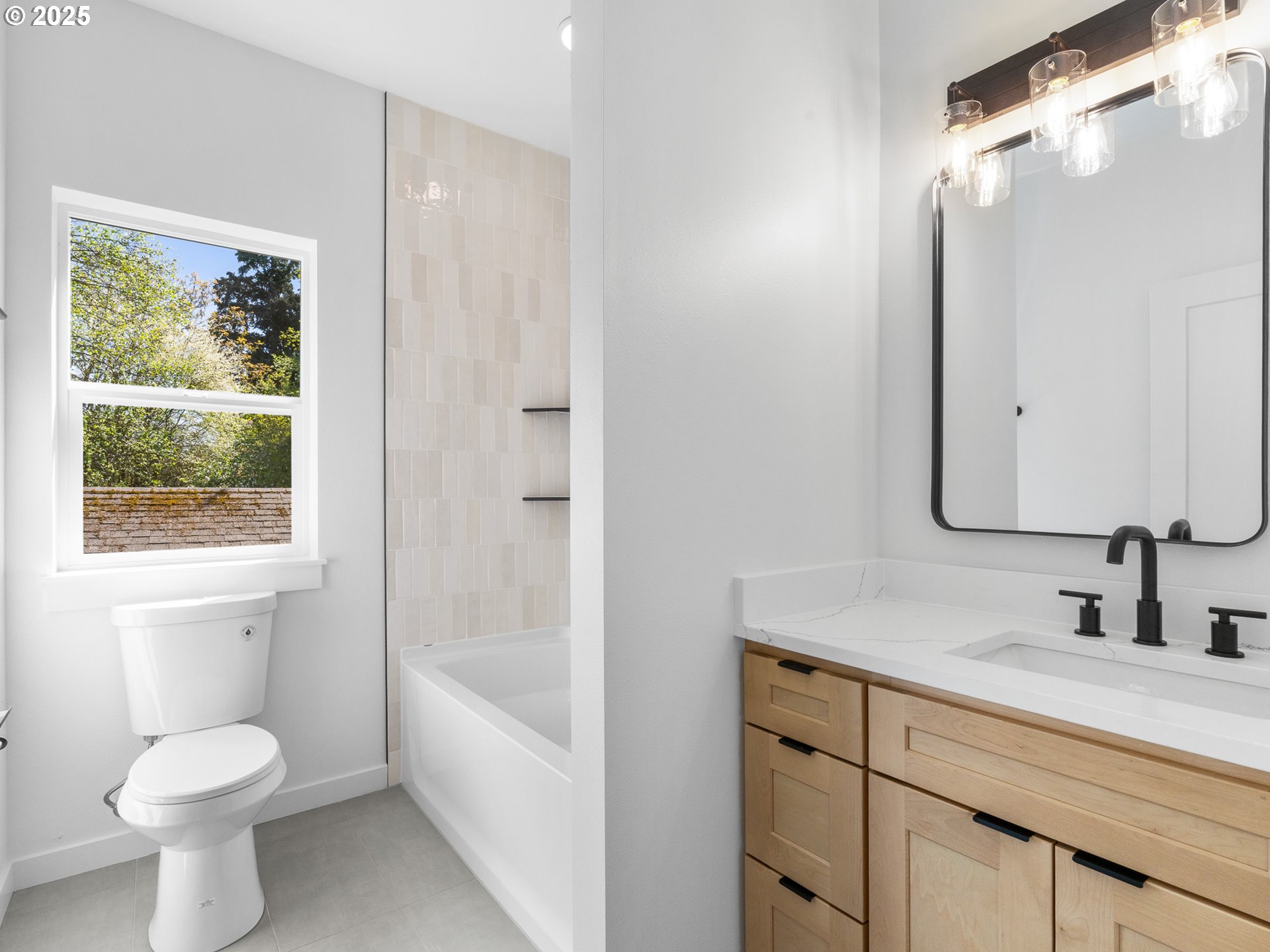 2342 N Kilpatrick ST 4