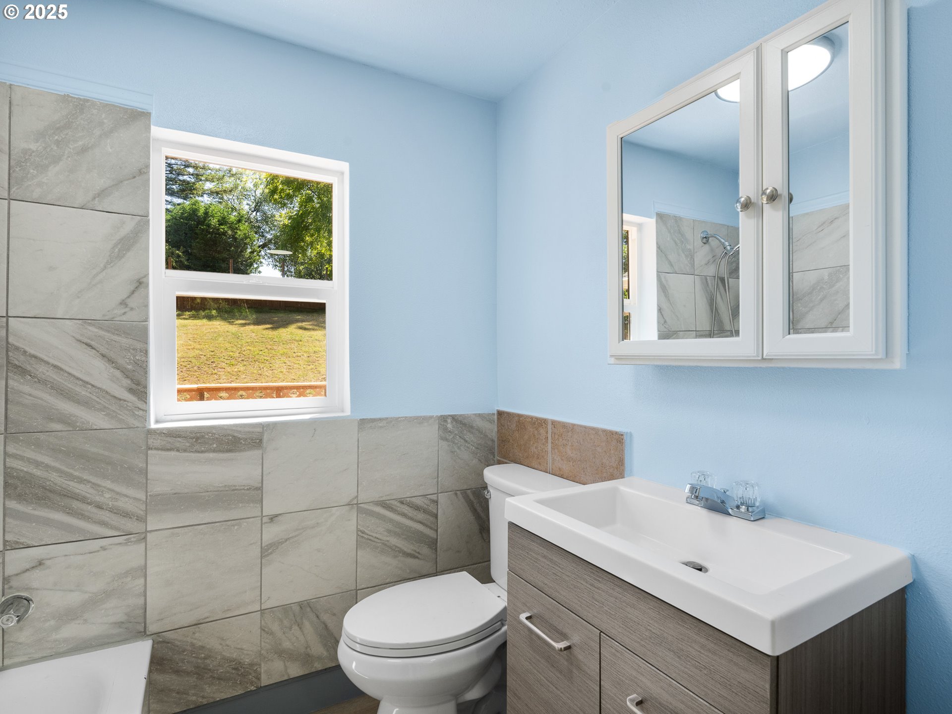 3946 SW Cullen BLVD, Portland